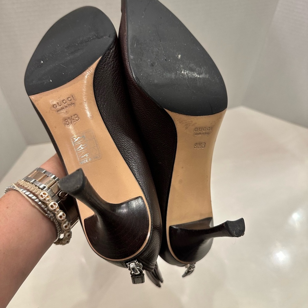 Gucci Black Heeled Boots with Luxurious Satin Finish - Picture 10 of 10